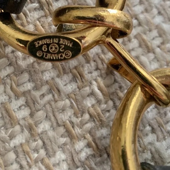 CHANEL VINTAGE BELT/NECKLACE - Picture 8 of 8